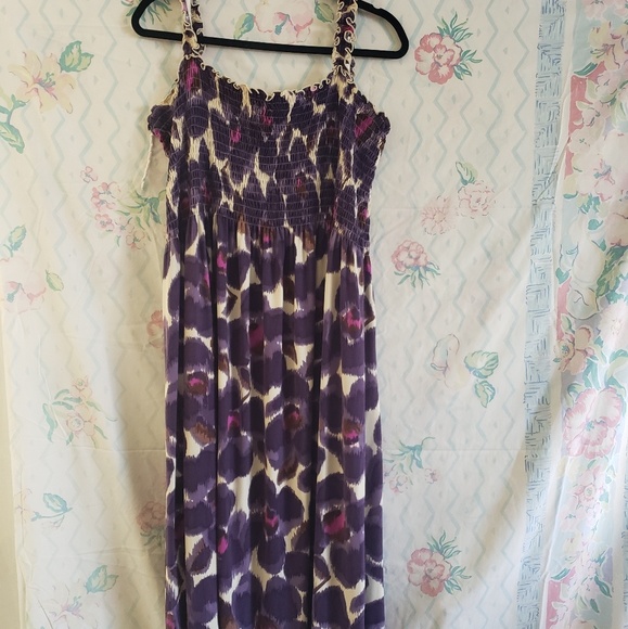 KSL Dresses & Skirts - Dress. 👗👛